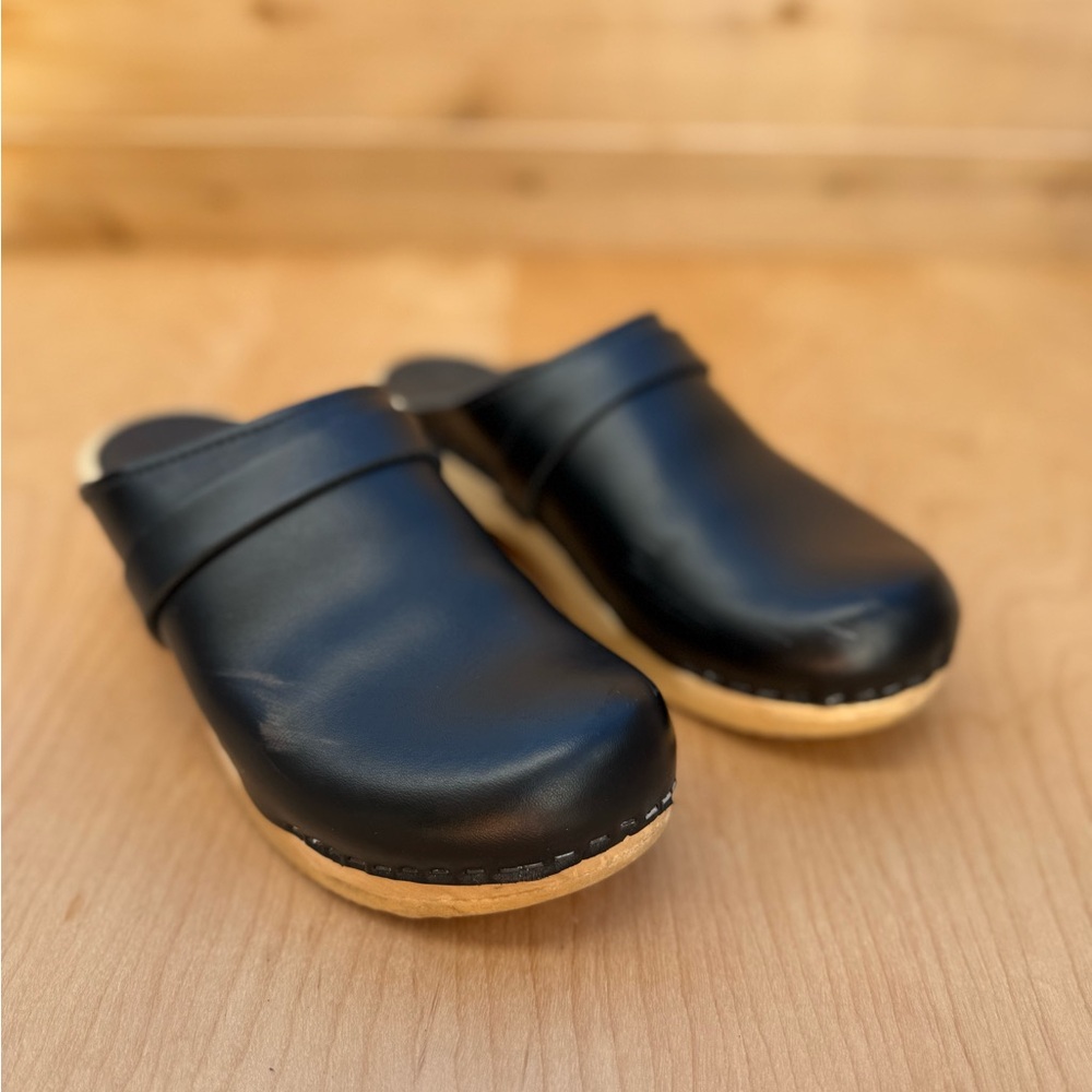 Black Leather Clogs with Wooden Sole
